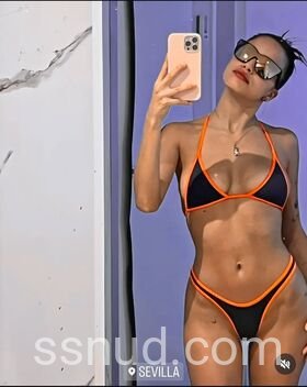 Preview de Emilia Mernes
