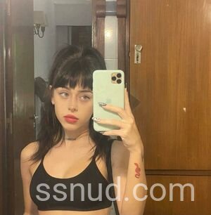 Preview de Nicki Nicole