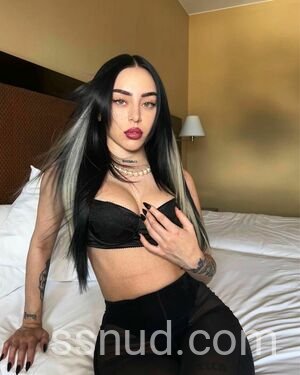 Preview de Nicki Nicole