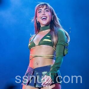 Preview de Nicki Nicole
