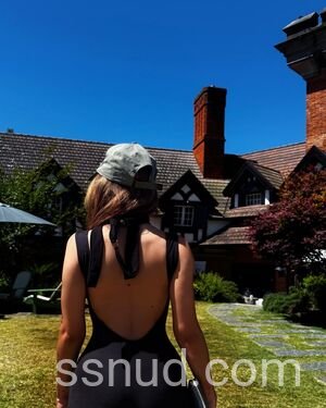 Preview de Nicki Nicole