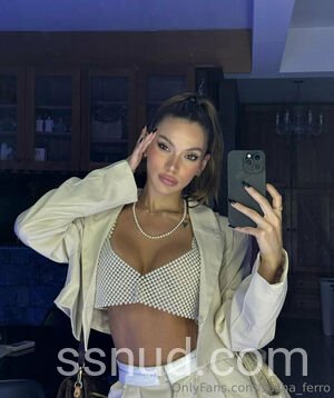 Preview de Sasha Ferro