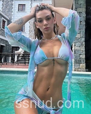 Preview de Sasha Ferro